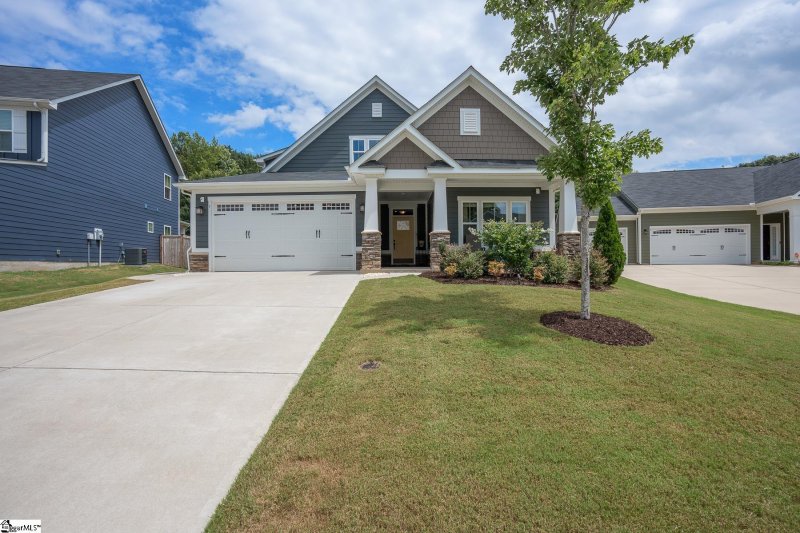 Property image 2 at 3 Fawn Hill Drive, Simpsonville, SC 29681