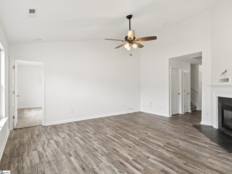 Property image 4 at 220 Bellport Drive, Greenville, SC 29607