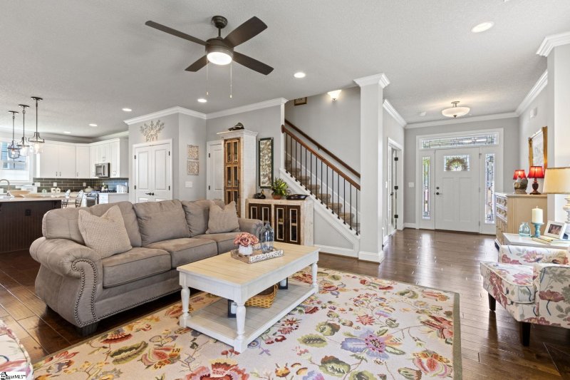 Property image 3 at 635 Ponden Drive, Greer, SC 29651