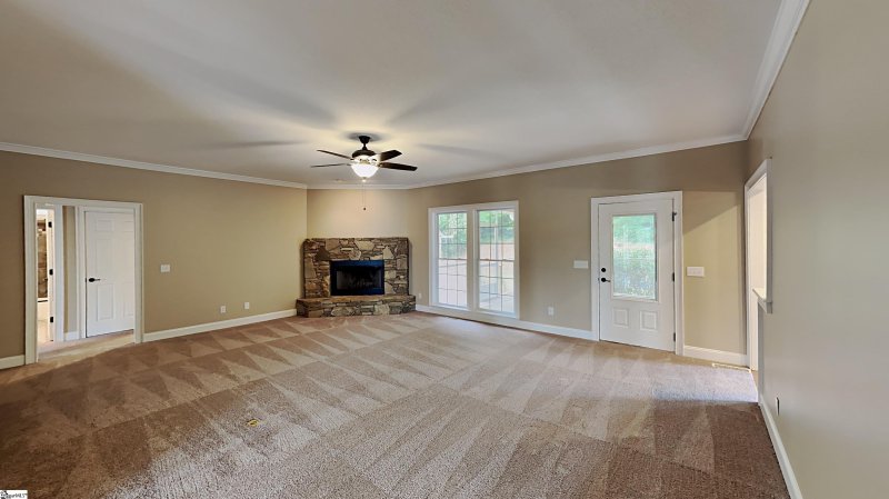 Property image 4 at 111 Bellamy Close, Greer, SC 29651