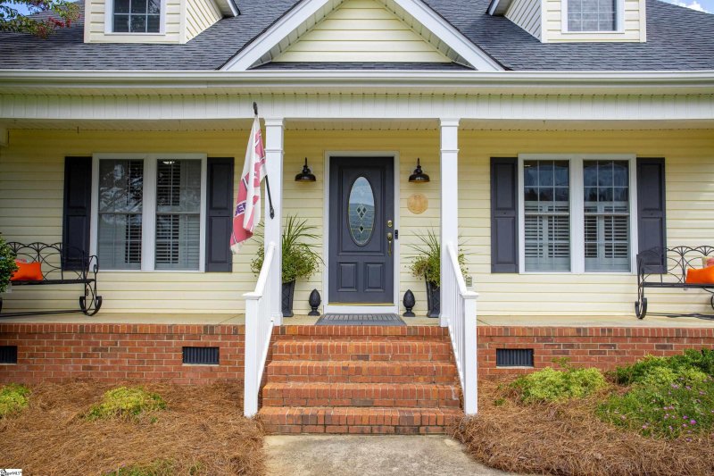 Property image 3 at 1 Pearle Brook Lane, Taylors, SC 29687