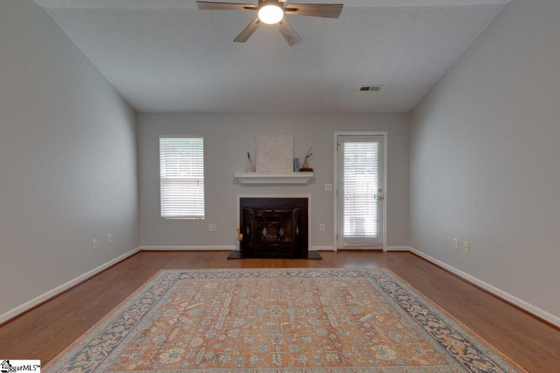Property image 5 at 40 Bailess Court, Greer, SC 29650