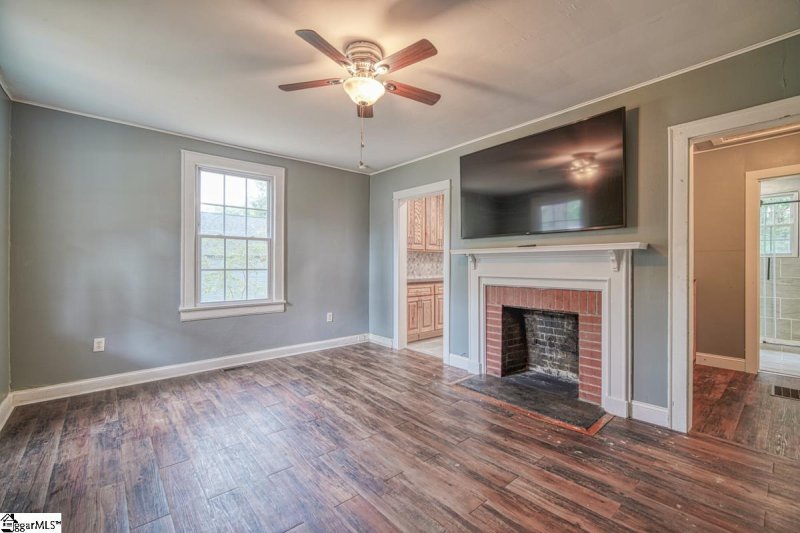 Property image 3 at 404 Gentry Street, Spartanburg, SC 29303
