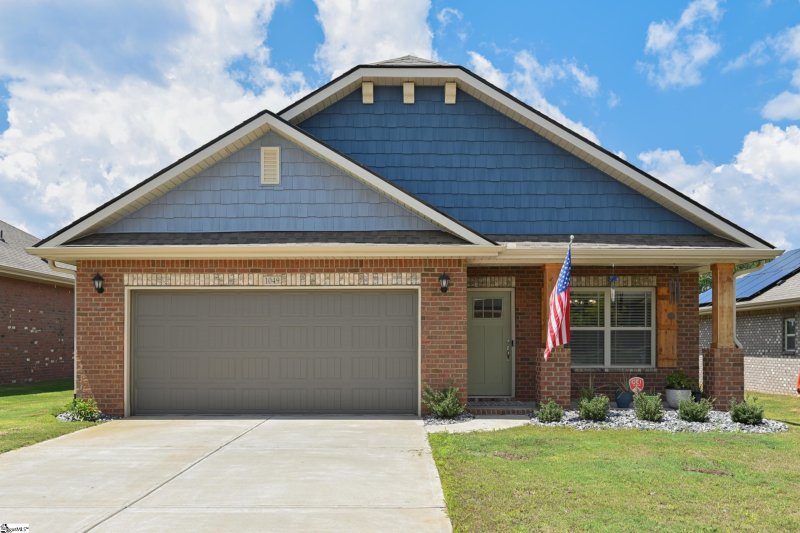 Property image 2 at 1049 Spruce Grove Road, Duncan, SC 29334-9823