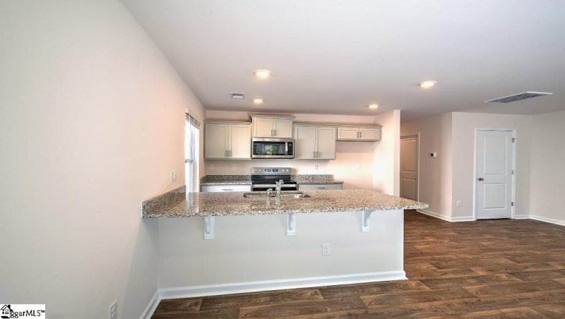 Property image 4 at 504 Oakmont Valley Trail, Seneca, SC 29678