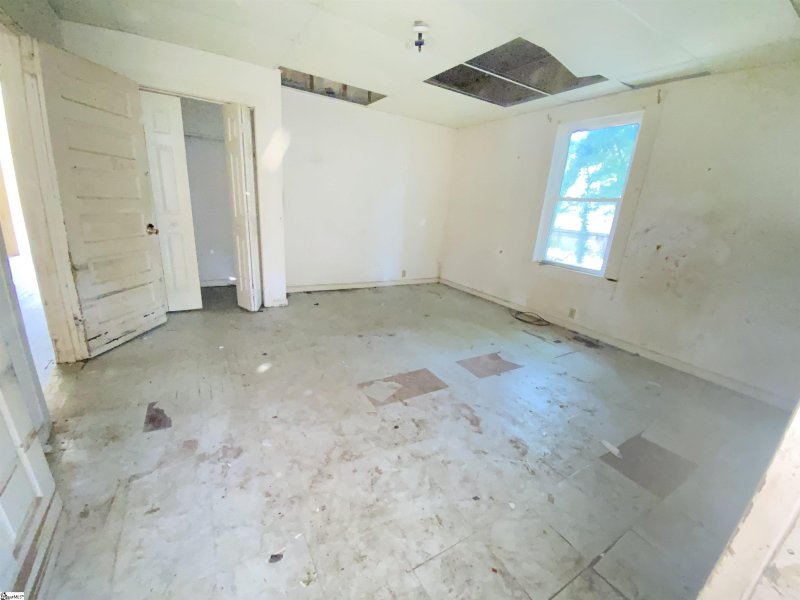 Property image 5 at 42 3rd Avenue, Greenville, SC 29611