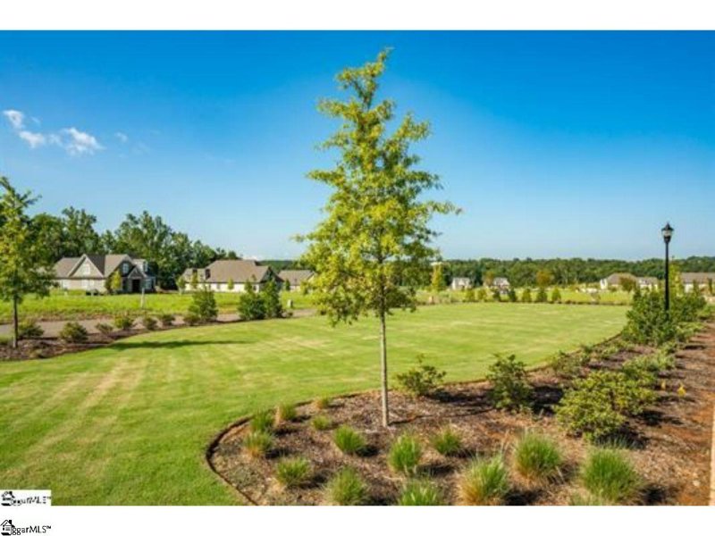 Property image 5 at 111 Norlin Drive, Greenville, SC 29607