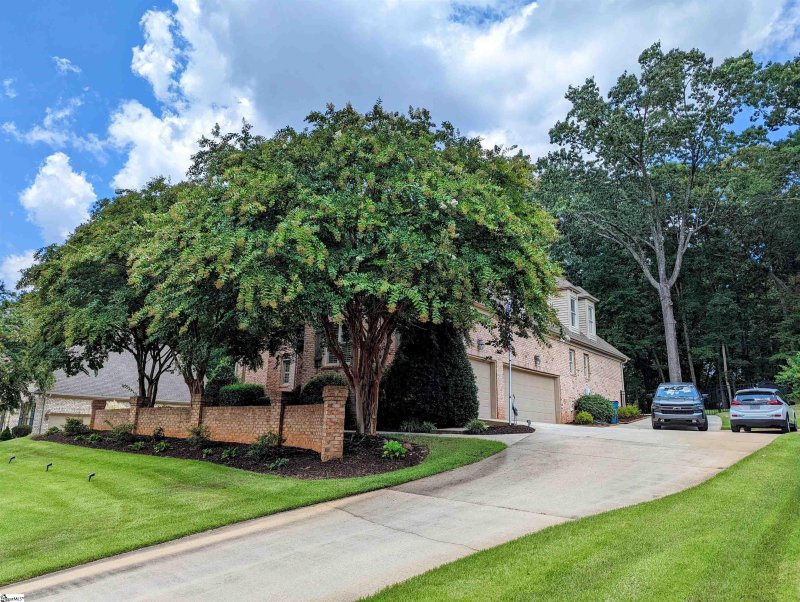 Property image 4 at 902 Sugar Oak Court, Simpsonville, SC 29680