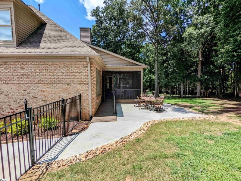 Property image 5 at 902 Sugar Oak Court, Simpsonville, SC 29680