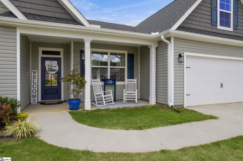 Property image 3 at 208 Arbor Woods Lane, Piedmont, SC 29673