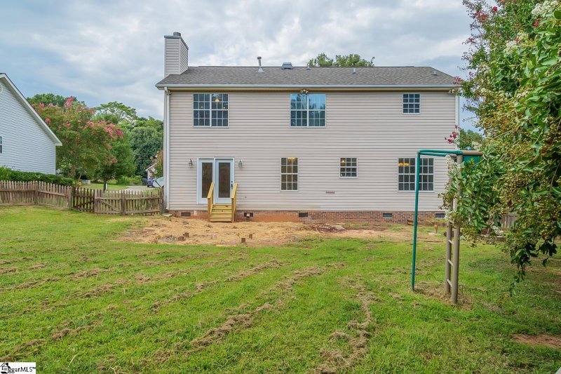 Property image 5 at 9 Michell Drive, Taylors, SC 29687