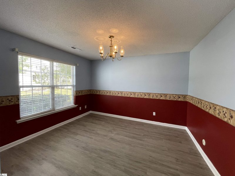 Property image 3 at 220 Garfield Lane, Simpsonville, SC 29681