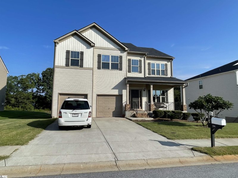 Property image 2 at 504 Jones Peak Drive, Simpsonville, SC 29681