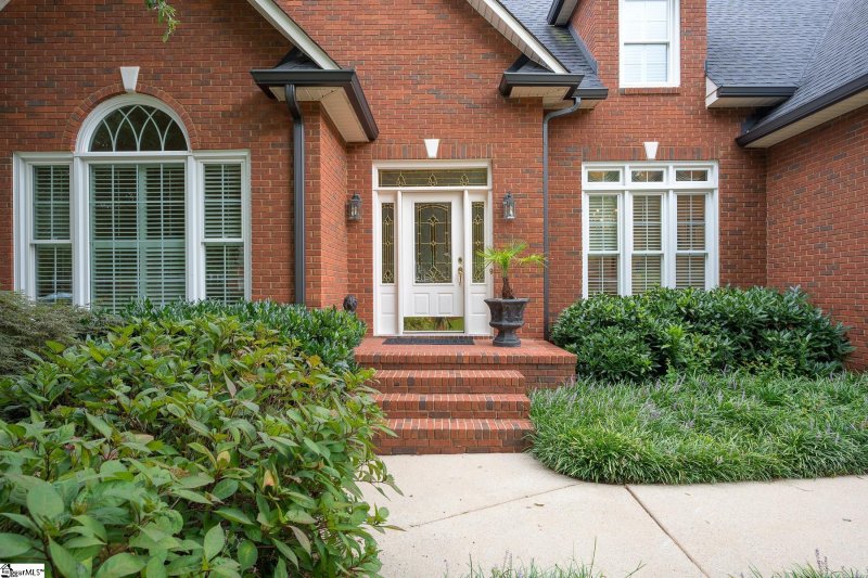 Property image 3 at 9 Lauriston Place, Greer, SC 29650