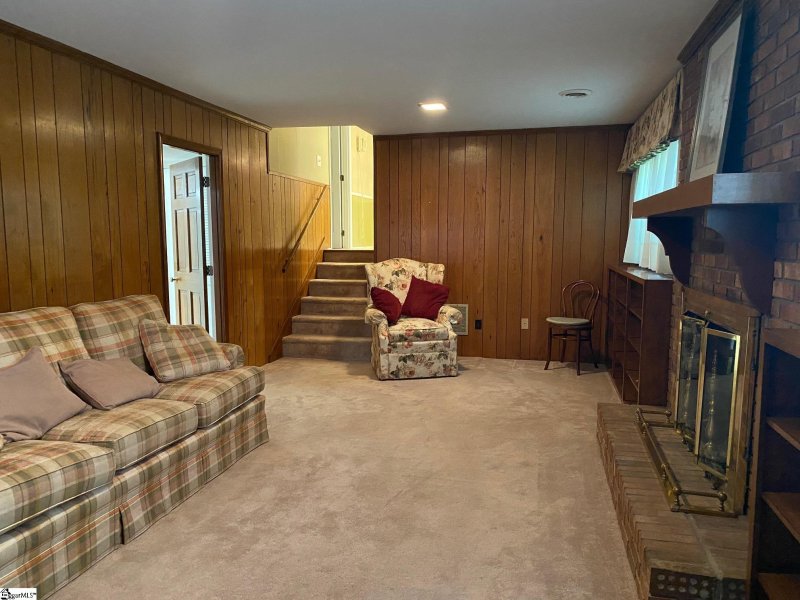 Property image 5 at 720 Hudson Road, Greenville, SC 29615