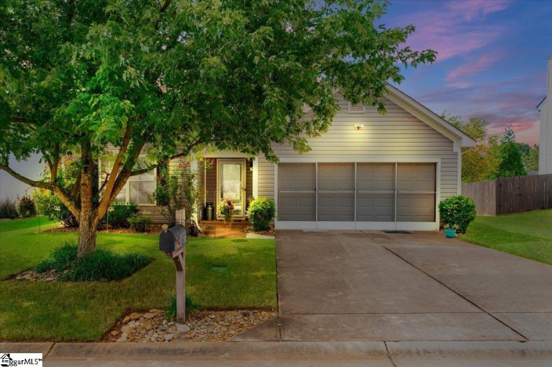 202 Ridgebrook Way