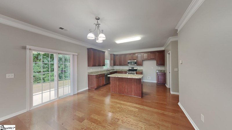 Property image 2 at 303 Horsepen Way, Simpsonville, SC 29681