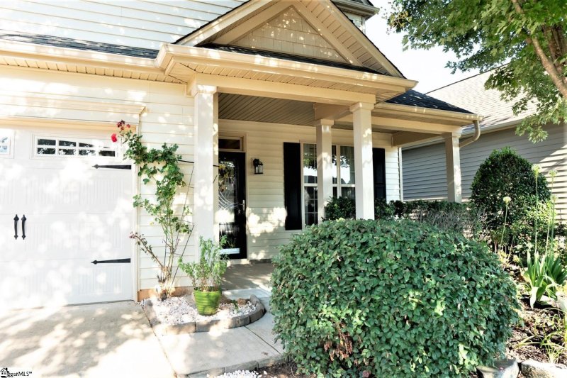 Property image 3 at 109 Romsey Circle, Simpsonville, SC 29681