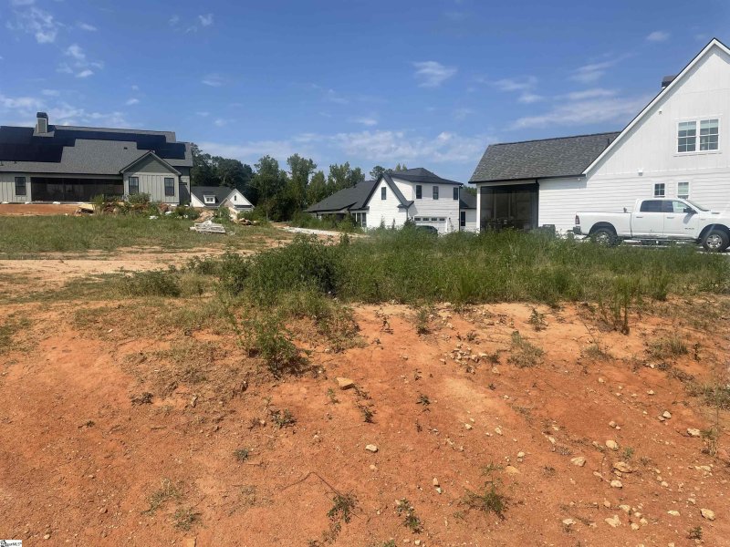 Property image 2 at 507 Rustic Outland Drive, Simpsonville, SC 29681
