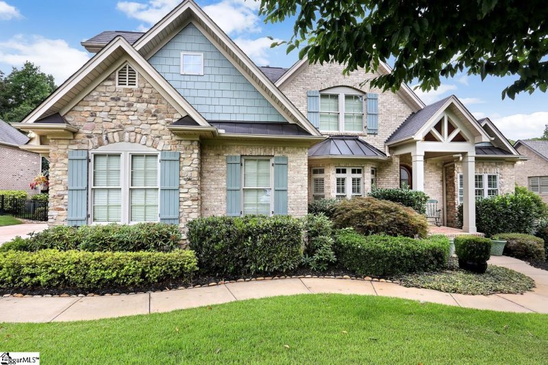 15 Still Creek Court