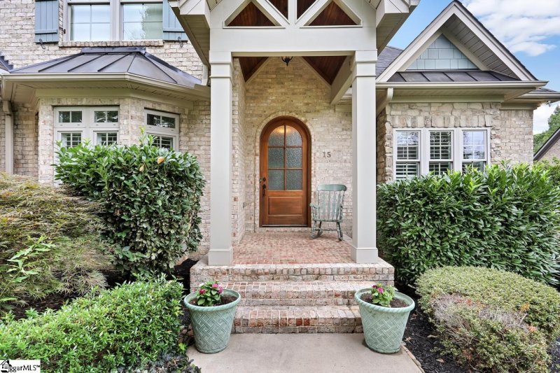 Property image 3 at 15 Still Creek Court, Greer, SC 29651