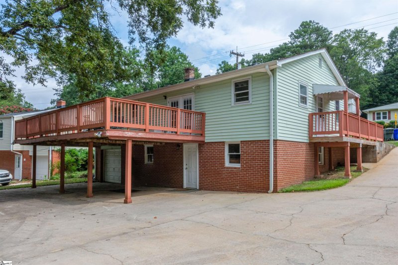 Property image 3 at 115 Harrington Avenue, Greenville, SC 29607