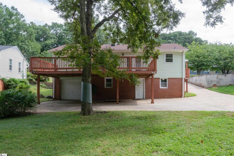 Property image 4 at 115 Harrington Avenue, Greenville, SC 29607