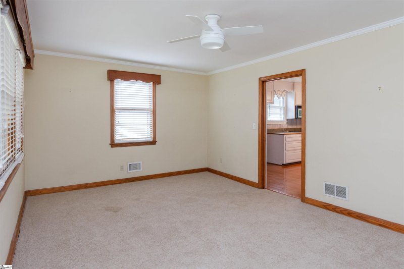 Property image 5 at 115 Harrington Avenue, Greenville, SC 29607