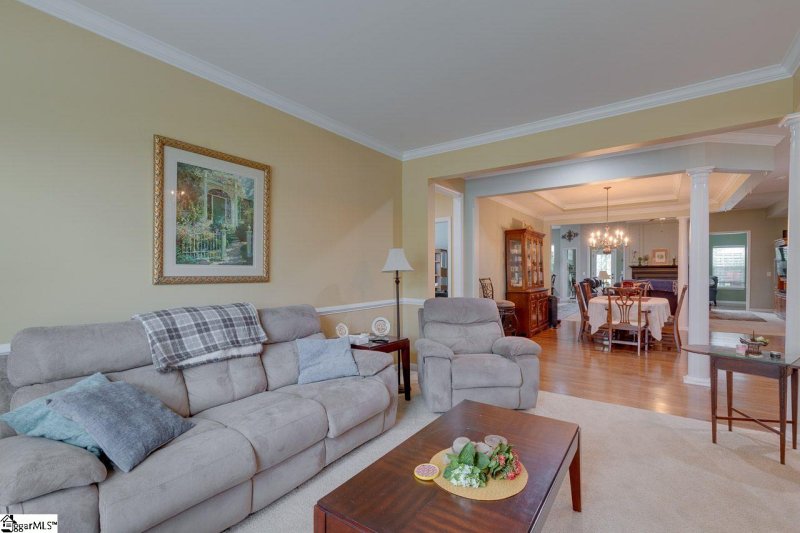 Property image 2 at 300 Kelsey Glen Lane, Simpsonville, SC 29681