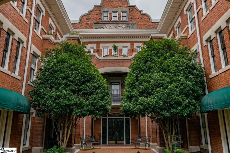 Property image 5 at 400 E Washington Street, Greenville, SC 29601