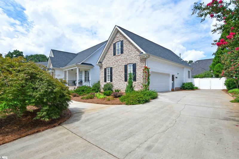 Property image 3 at 214 Selsea Drive, Easley, SC 29642