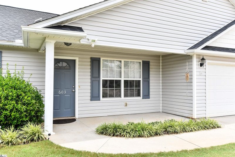 Property image 4 at 603 Duncan Station Drive, Duncan, SC 29334