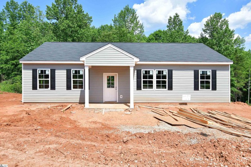 Property image 2 at 304 Port Road, Greenville, SC 29617