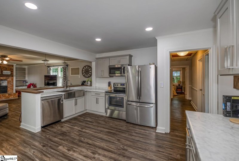 Property image 5 at 110 Stephens Lane, Greenville, SC 29609