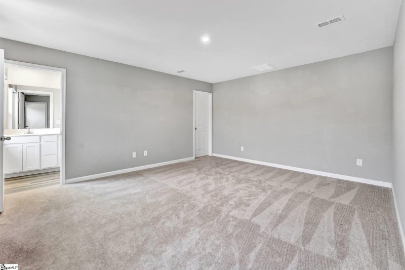 Property image 5 at 103 Barrington Creek Road, Piedmont, SC 29673