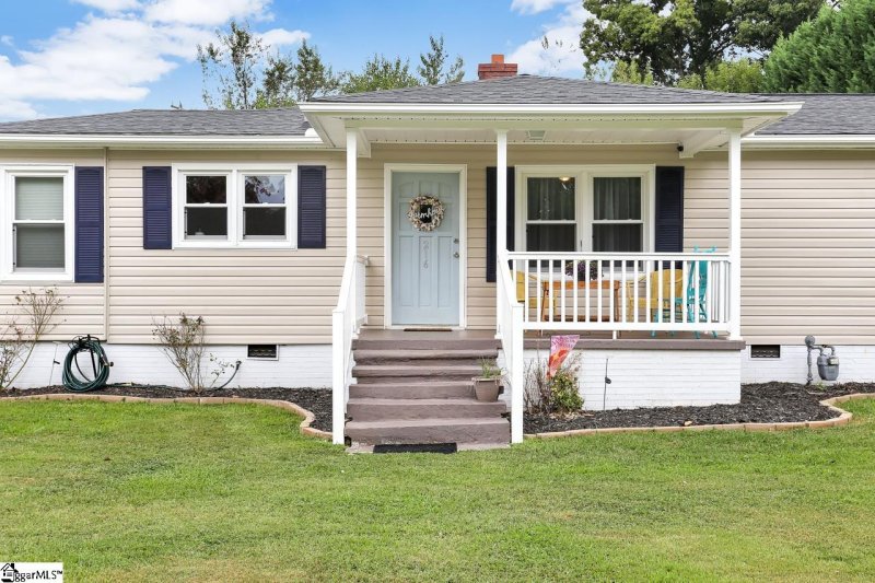 Property image 2 at 216 Alma Street, Lyman, SC 29365