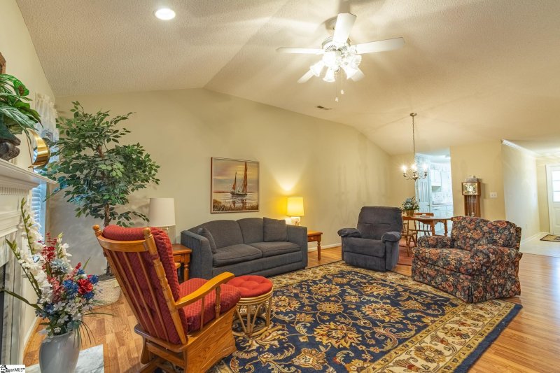 Property image 4 at 12 Hillside Glen Drive, Greer, SC 29650