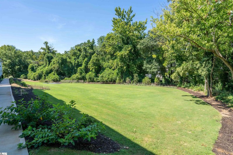 Property image 3 at 61 Millside Circle, Greenville, SC 29605