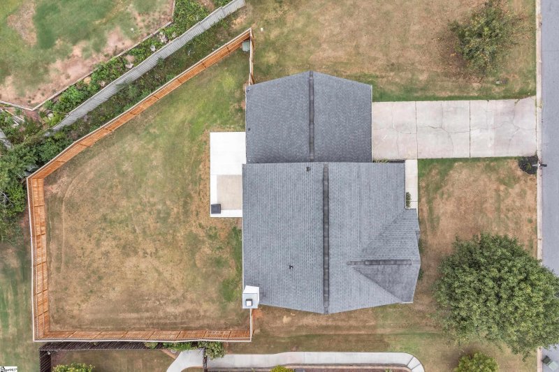 Property image 2 at 204 Park Grove Drive, Mauldin, SC 29662