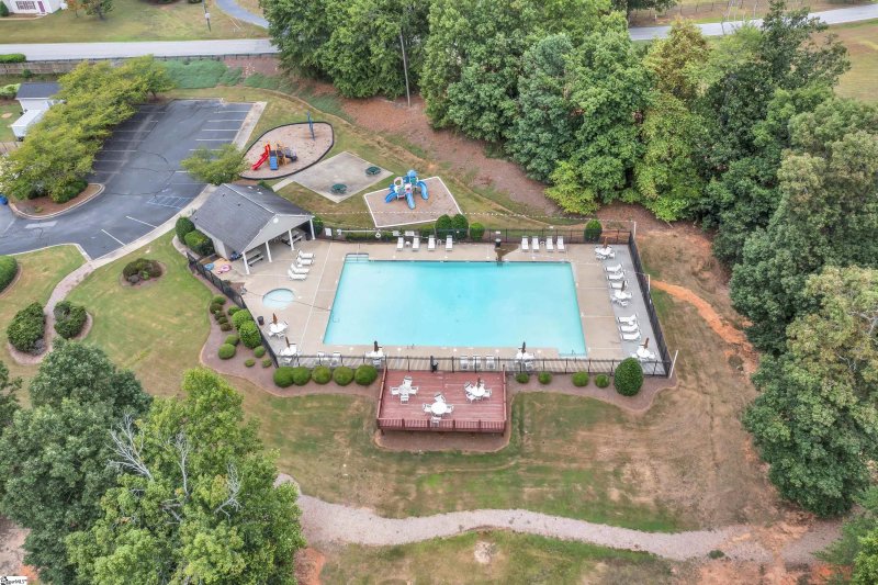 Property image 4 at 204 Park Grove Drive, Mauldin, SC 29662