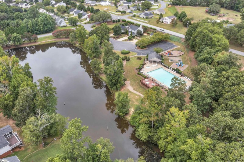 Property image 5 at 204 Park Grove Drive, Mauldin, SC 29662