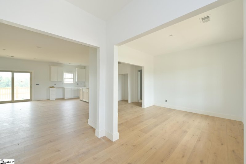 Property image 5 at 392 Terra Plains Drive, Greer, SC 29651