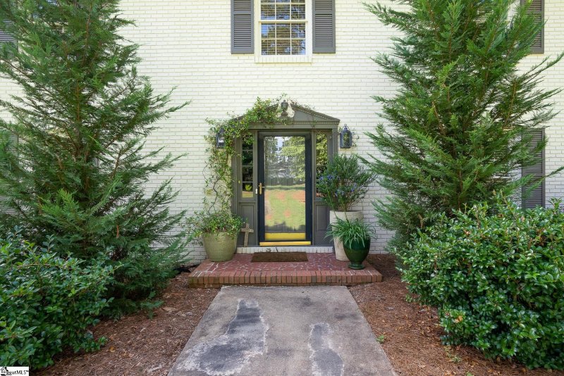 Property image 5 at 4 Chisolm Trail, Greenville, SC 29607