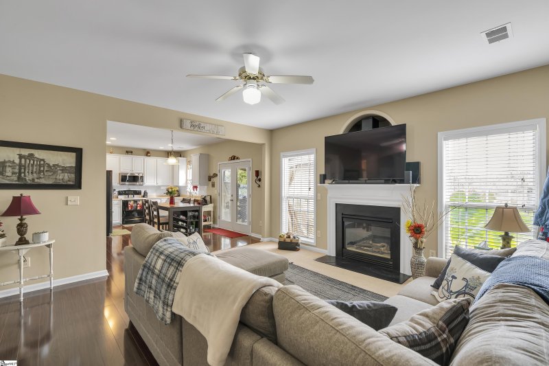 Property image 2 at 701 Terrace Creek Drive, Duncan, SC 29334