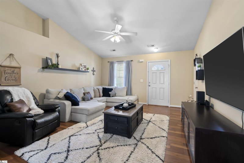 Property image 5 at 113 Glastonbury Drive, Greer, SC 29651