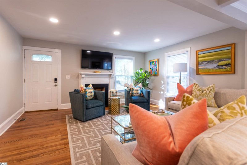 Property image 4 at 106 VINTAGE Avenue, Greenville, SC 29607