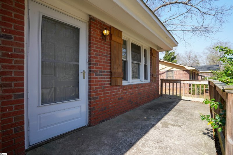 Property image 5 at 110 Lynch Drive, Greenville, SC 29605