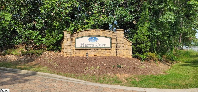 Property image 4 at 1232 Harts Ridge Drive, Seneca, SC 29678