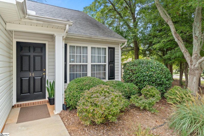 Property image 2 at 14 Maravista Avenue, Greenville, SC 29617