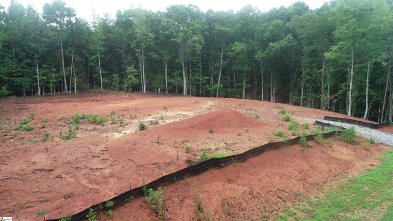 Property image 5 at 922 Grandwood Boulevard, Gray Court, SC 29645